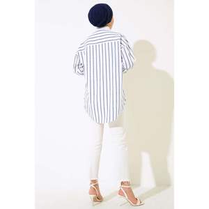 Blusa Azul Marino para Mujer con Diseño Elegante y Corte Regular, Origen TR, Tallas 36-40 - Product Image 2