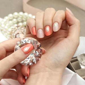 Bandes d'ongles en gel ShineB #45780 #45781 Autocollants pour ongles en gel Conception d'ongles cubiques scintillants fabriqués en corée Style de luxe de haute qualité - Product Image 6