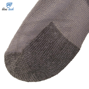 2026 Premium Unisex <b>Sport</b> Crew <b>Socks</b> Custom Logo Casual Street Hip Hop Style High Quality <b>Men's</b> Autumn Thick Quick Dry - Product Image 4