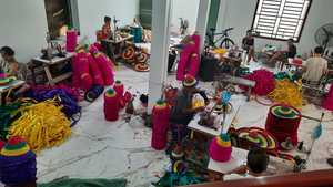 Diseños de sombrero de paja de moda ecológica: sombrero de paja hecho con paja de Vietnam, ideal para atuendo multicolor y elegante para acampar al aire libre - Product Image 4