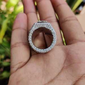 Anillo personalizado con letra A del alfabeto Iced Out, plata de ley 925, diamante moissanita VVS brillante, estilo hip hop, hecho a mano. - Product Image 2