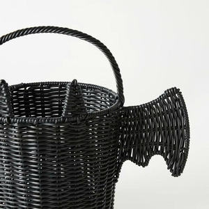 Cesta de Halloween con forma de fantasma espeluznante, tejida en ratán, hecha a mano, para guardar dulces, ideal para la habitación de los niños y fiestas, procedente de Vietnam. - Product Image 3