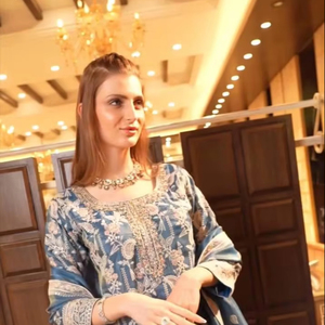 À la mode Chinon Soie Broderie Séquence Codage Travail Top Palazzo avec Dupatta Partie Porter En Gros Ethnique Dentelle Travail Dupatta - Product Image 1