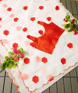 Make a Style Statement with Printed Chiffon Sarees, Offering a Perfect <b>Blend</b> of Elegance and Sophistication Party Wear - Product Image 4