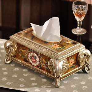 Couverture rectangulaire de boîte de tissu ornée avec un embellissement métallique complexe de branche et de feuille. Disponible au prix de gros. - Product Image 6