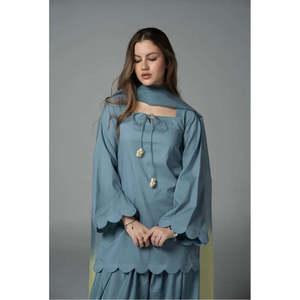 ชุดสูทผ้าเครปสีน้ำเงินสุดหรูทันสมัยสำหรับผู้หญิง - Product Image 3