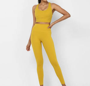 Dernière arrivée Nouveau design Ensemble de yoga solide 2 pièces pour femmes Bretelles croisées respirantes de haute qualité Taille élastique personnalisée - Product Image 1