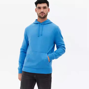 Conjunto Deportivo de Hombre con Capucha, Transpirable, de Primera Calidad, Hecho a Medida, con Diseño Personalizado y Logotipo Impreso, Colección de Invierno - Product Image 2