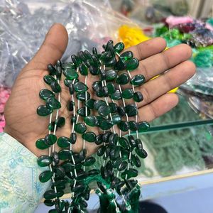 Piedras preciosas sueltas de Monalisa, cuentas en forma de lágrima en fibra óptica verde con piedras preciosas de corte ovalado natural - Product Image 3