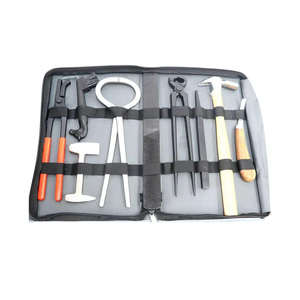 Kit de equipo de herrador profesional de caballo hecho a medida profesional de alta calidad de 7 piezas Kit de herramientas de herrador de la mejor calidad 2023 - Product Image 1