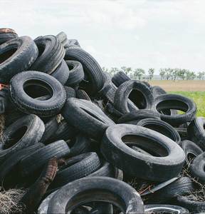 Pneus usagés, caoutchouc recyclé noir, à vendre - Product Image 5
