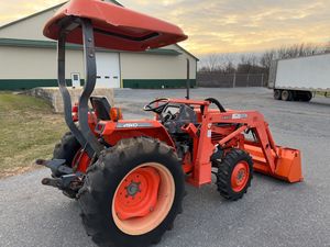 Kubota รถตัก L3000DT 4x4ล้อลากรถตักพร้อม50HP ตีนตะขาบเดินมอเตอร์เครื่องยนต์ปั๊มเกียร์และแกนรวม - Product Image 4