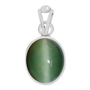 Pendentif en pierre précieuse œil-de-chat naturelle certifiée Lehsuniya avec sertissage clos – Achetez des bijoux authentiques et faits à la main pour les chats - Product Image 1