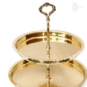 Support à gâteau en métal lourd pour une présentation sécurisée, idéal pour les gâteaux à plusieurs étages et la présentation élégante de desserts - Product Image 4