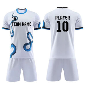 Uniformes de football professionnels pour adultes, vêtements de sport sublimés, uniformes de football personnalisés à vendre avec le nom du joueur d'équipe - Product Image 1