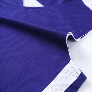 Uniformes de Baloncesto Personalizados para Hombre de Verano, Transpirables, Impresos por Sublimación de Alta Calidad, con Tela de Secado Rápido 100% Poliéster - Product Image 5