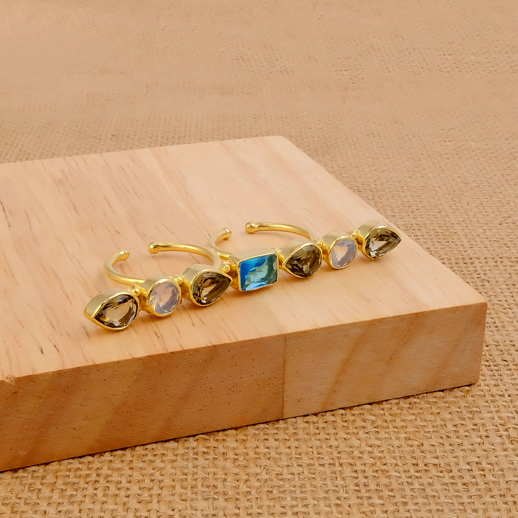 ควอตซ์สีฟ้าโอปอล