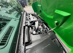 Compre un Vehículo Utilitario Eléctrico John Deere Gator 2025 en Excelente Estado, Perfecto para Uso en Granjas o Propiedades Ecológicas - Product Image 4