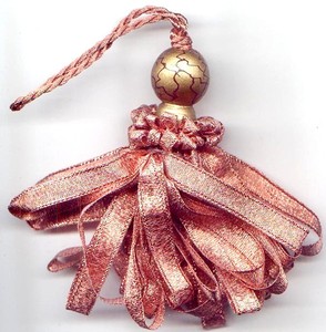 Customized cheap 13cm <b>gold</b> and silver metallic tassel with metallic loop - Product Image 4