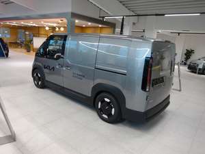 นิว เกีย พีวี 5 คาร์โก้ แอล2เอช1 4ที อีลิท 71.2 กิโลวัตต์ชั่วโมง เกียร์อัตโนมัติ มอเตอร์ไฟฟ้า - Product Image 5