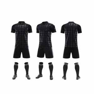 Survêtement européen et américain Costumes de jogging à manches longues pour hommes Costumes d'entraînement personnalisés Maillots de football Rouge Noir Survêtement - Product Image 1