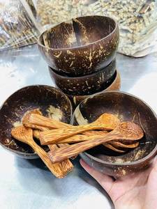 Velas perfumadas de diseño de lujo al por mayor directamente de fábrica en tazón de coco - Product Image 3