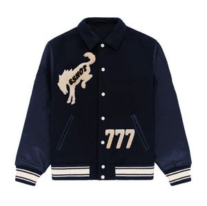 แจ็คเก็ตวาร์ซิตี้ผู้ชายระดับพรีเมียม พร้อมป้ายโลโก้ ดีไซน์ปรับแต่งได้ บริการ OEM ระบายอากาศและกันน้ำ ผ้าแคนวาส 100% ผ้าฝ้าย - Product Image 1