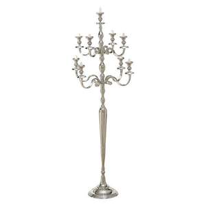 Candélabre en métal artisanal avec un design floral complexe pour l'autel de l'église ou la décoration festive de la maison - Product Image 2