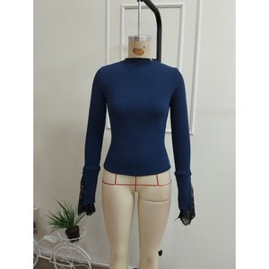 Blusa de manga larga con cuello semialto y detalle de encaje en las mangas para mujer, 37604 - Azul marino - Product Image 4