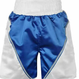 Shorts de kickboxing haute performance, écologiques, en polyester léger, tissu respirant, coupe décontractée pour une meilleure mobilité. - Product Image 6