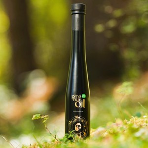 Aceite de Piñones de Pino Siberiano Orgánico de Mongolia - Aceite Mineral Vegano para el Cuidado de la Piel para Todo Tipo de Piel - Product Image 5