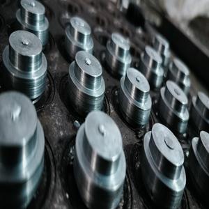 Pièces d'usinage de tournage et de fraisage CNC personnalisées Personnalisation de finition automatique pour les pièces de feu en acier, en laiton et en aluminium Type de brochage - Product Image 5