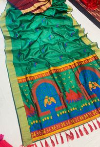 Sari de seda tejida a mano cruda para mujer estilo tradicional con rico Palau Gold Dari Border blusa de contraste liso venta en línea - Product Image 3