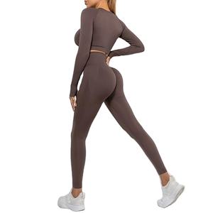 Costumes extensibles pour femmes de qualité supérieure pour des vêtements actifs couleur et design personnalisés ensemble de costumes stertchy avec logo personnalisé - Product Image 2