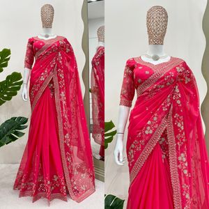 Lanzamiento de nuevo diseñador de ropa de fiesta Tibby Silk Fancy Beautiful Heavy Sequence e hilo bordado Work Saree y blusa - Product Image 5