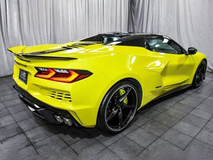 2024 Chevr oIet Corv ETE E-Ray 2dr Convertible AWD con 3LZ 6.2L 8cyl gas/híbrido eléctrico 8AM - Product Image 2