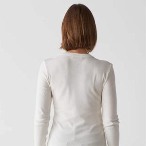 T-shirt à manches courtes tendance pour femmes, tissu en coton doux, options de fabrication sur mesure en gros pour l'été, coupe ample, style décontracté élégant - Product Image 6