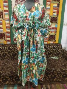 Caftán de algodón blanco de talla grande personalizado, chaqueta pareo extragrande con estampado floral de verano, traje de baño cómodo para la playa - Product Image 3