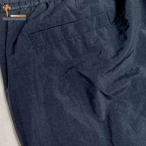 Pantalon sur mesure avec design OEM pour hommes Pantalon de fabrication professionnelle à bas prix Pantalon pour hommes avec design de logo personnalisé - Product Image 4