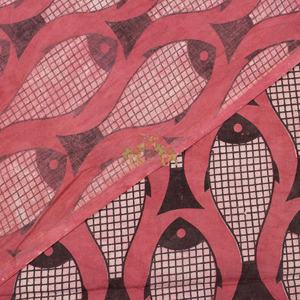 Tela de algodón estampada a mano con motivos de peces, hecha en India por el fabricante, con estampado en bloque. - Product Image 5