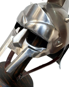 Casque d'armure de gladiateur médiéval Maximus Decimus Meridius Casque de guerrier spartiate pour homme avec support en bois - Product Image 2