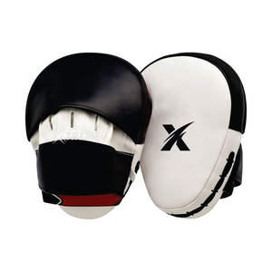 อุปกรณ์มวย XTREME BOXING GEARS แผ่นซ้อมหนัง PU คุณภาพดีที่สุด สำหรับการฝึกซ้อมมวย คาราเต้ และมวยไทย - สวมใส่สบายและปกป้อง - Product Image 3