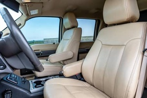 รถบรรทุกฟอร์ด F-550 Super Duty 4x4 EarthRoamer XV-LTS ปี 2012 ได้รับการรับรองว่าสะอาด - Product Image 5