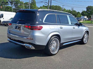 Mercedes-Benz GLS 600 4MATIC 2025 de Lujo, Mercedes-Maybach GLS 600 4MATIC - Product Image 6