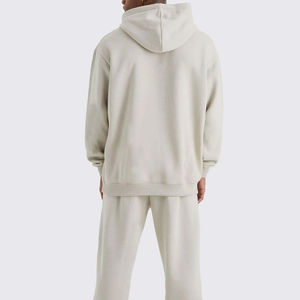 Ensemble de survêtement à capuche pour homme personnalisé pour l'hiver, ensemble de jogging uni tendance, tenue décontractée en coton doux - Product Image 2