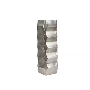 New Arrival Factory Direct Supply Sleek Metal Flower <b>Vase</b> Stunning Design with Elegant Displays - Product Image 4