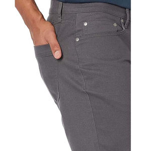 Conjunto de Chaqueta y Pantalones Cortos de Mezclilla de Color Personalizado, Estilo Urbano para Hombre, Invierno, Casual, Diseño de Cinco Bolsillos, Remaches Metálicos, Alta Calidad - Product Image 4