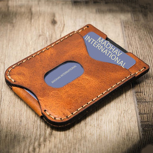 Vente en gros de pinces à billets minces en cuir véritable unisexe style vintage pour hommes et femmes - Product Image 6