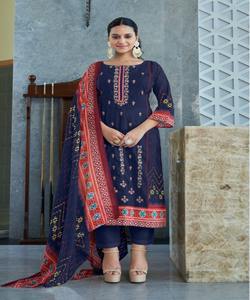 ชุด3ชิ้นเสื้อผ้าอิสลามสำหรับผู้หญิงดูไบอาบายาคลาสสิกชุดฤดูหนาว - Product Image 1