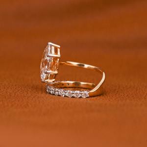 Anillo de diamantes de oro de 14 quilates de lujo Marquesa y corte redondo con ajuste de pavé de derivación Perfecto para Bodas de compromiso u ocasiones especiales - Product Image 6